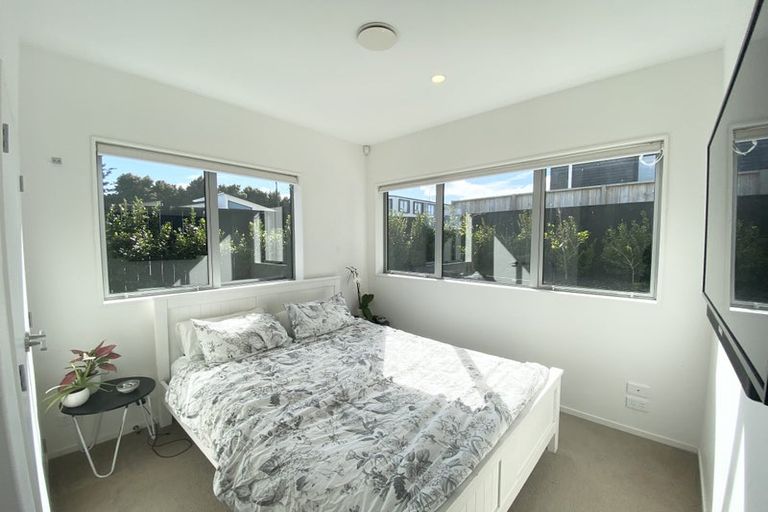 Photo of property in 2 Heri Lane, Westgate, Auckland, 0814