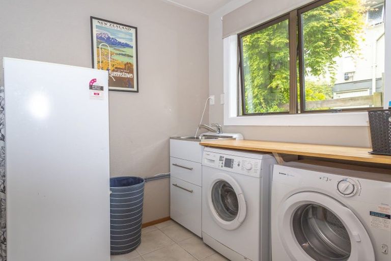 Photo of property in 27 Hood Crescent, Arrowtown, 9302