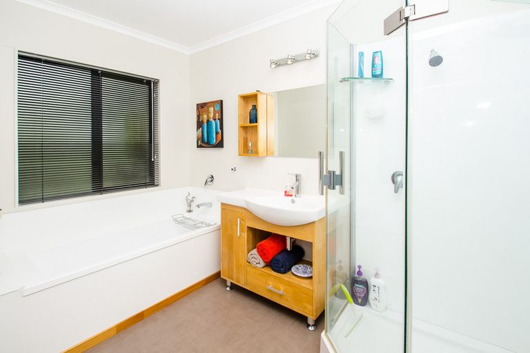 Photo of property in 25a Duxford Crescent, Fairfield, Dunedin, 9018