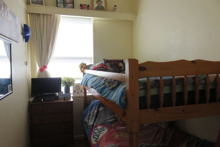 Photo of property in 43 Cox Street, Geraldine, 7930