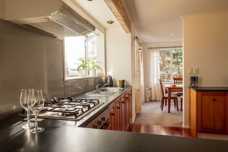 Photo of property in 1 Curacao Place, Grenada Village, Wellington, 6037