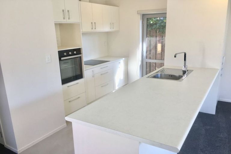 Photo of property in 25 Whiteacres Drive, Sunnyhills, Auckland, 2010