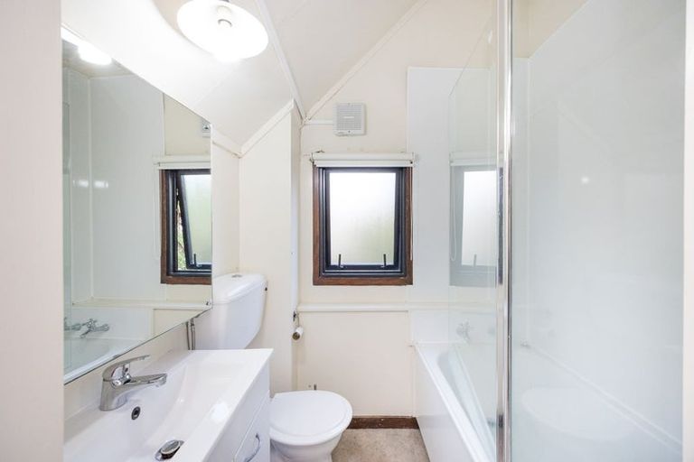 Photo of property in 49 Manuka Street, Hokowhitu, Palmerston North, 4410