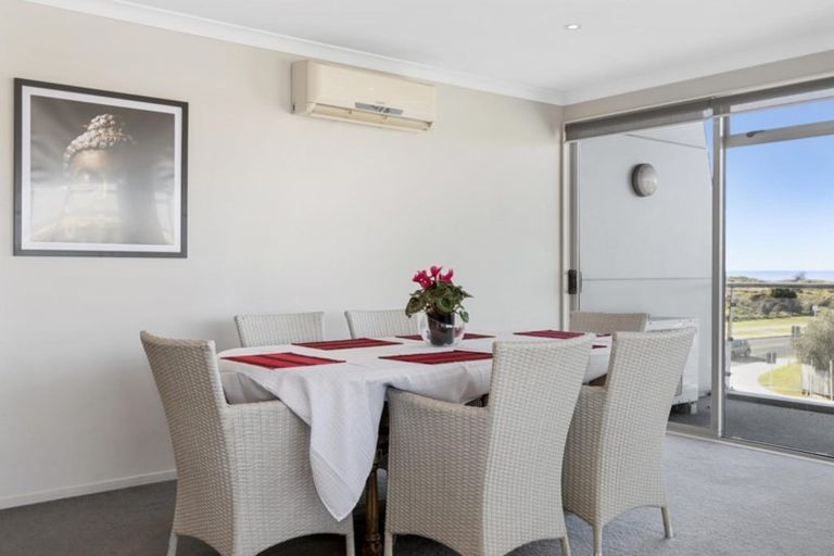 Photo of property in 8/898 Papamoa Beach Road, Papamoa Beach, Papamoa, 3118