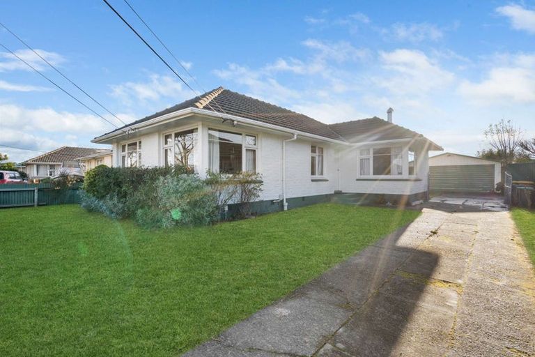 Photo of property in 10 Carters Road, Aranui, Christchurch, 8061