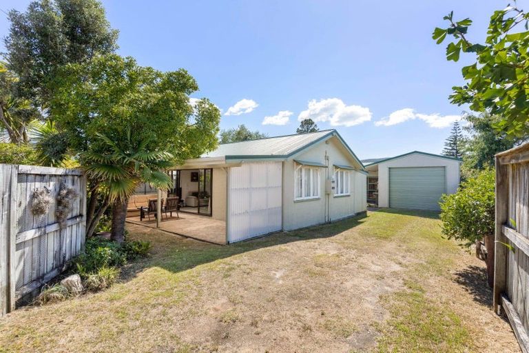 Photo of property in 106b Beverley Terrace, Whangamata, 3620
