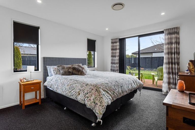 Photo of property in 7 Westpark Boulevard, Rangiora, 7400