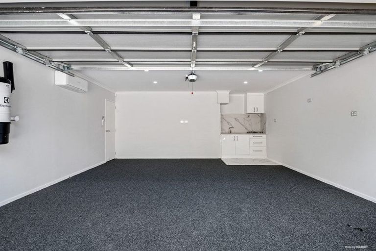 Photo of property in 10a Glenmary Place, Papatoetoe, Auckland, 2025