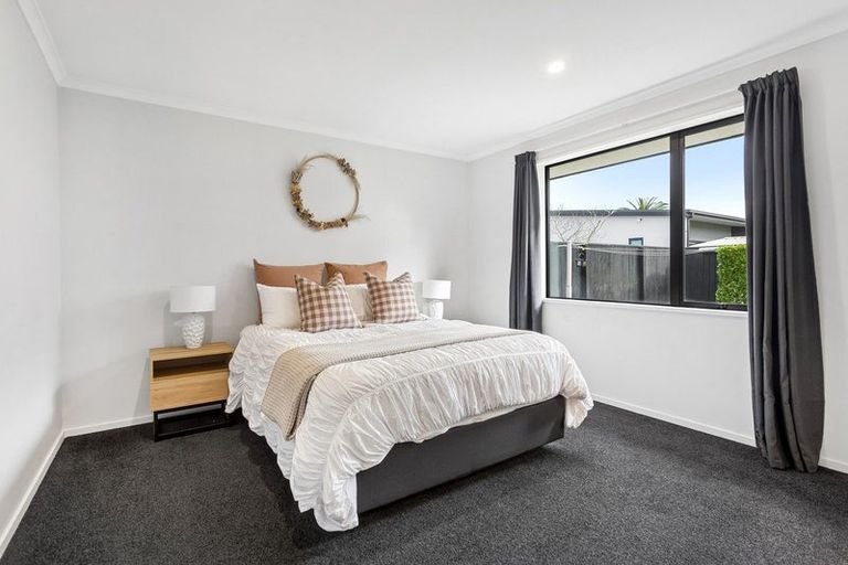 Photo of property in 5a Ballinger Place, Kaiapoi, 7630