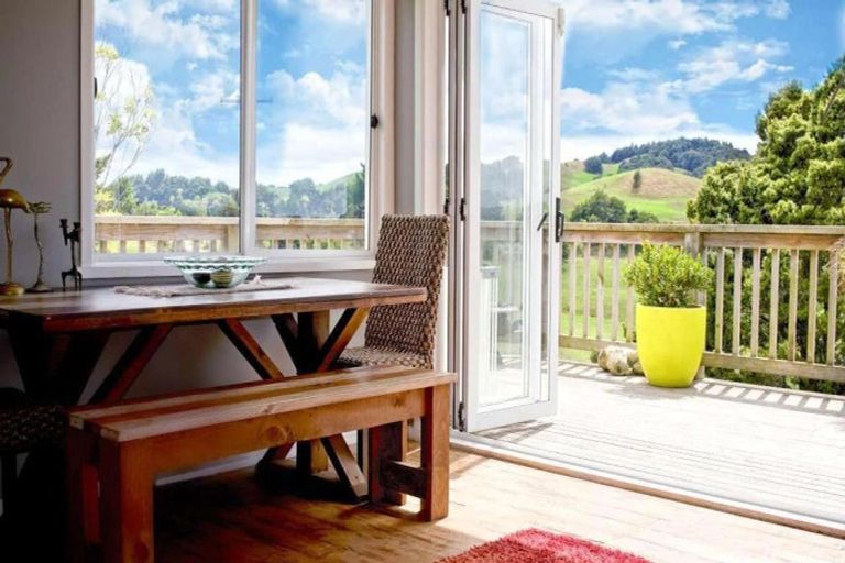 Photo of property in 25 Mapuna Road, Tangiteroria, 0381
