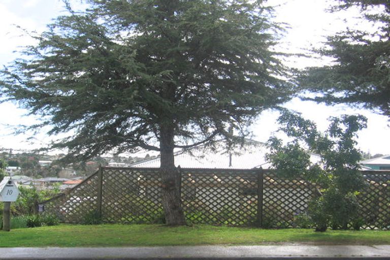 Photo of property in 10 Raumati Crescent, Onerahi, Whangarei, 0110