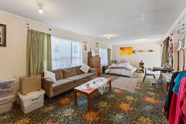 Photo of property in 4 Roxburgh Grove, Petone, Lower Hutt, 5012