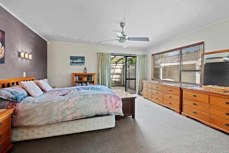 Photo of property in 32 Onepu Lane, Manly, Whangaparaoa, 0930