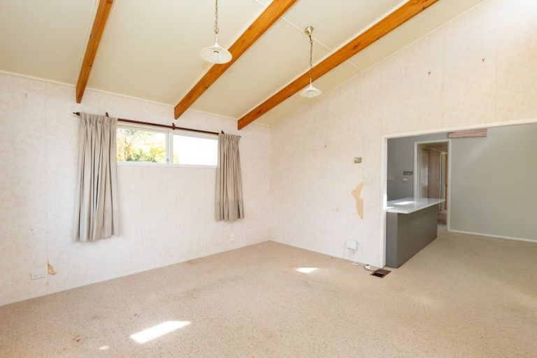 Photo of property in 36 Pipiroa Road, Ngatea, 3503