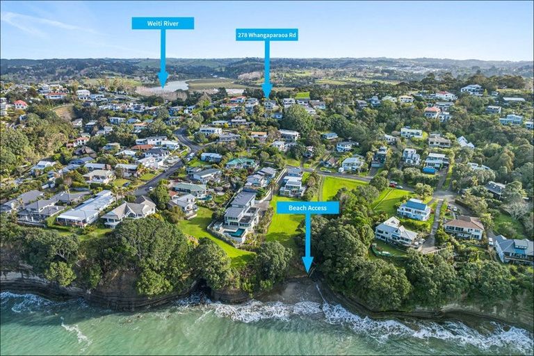 Photo of property in 278 Whangaparaoa Road, Red Beach, 0932