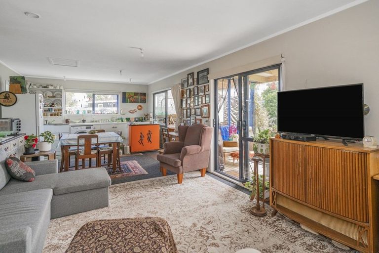 Photo of property in 3 Seascape Avenue, Whitianga, 3510