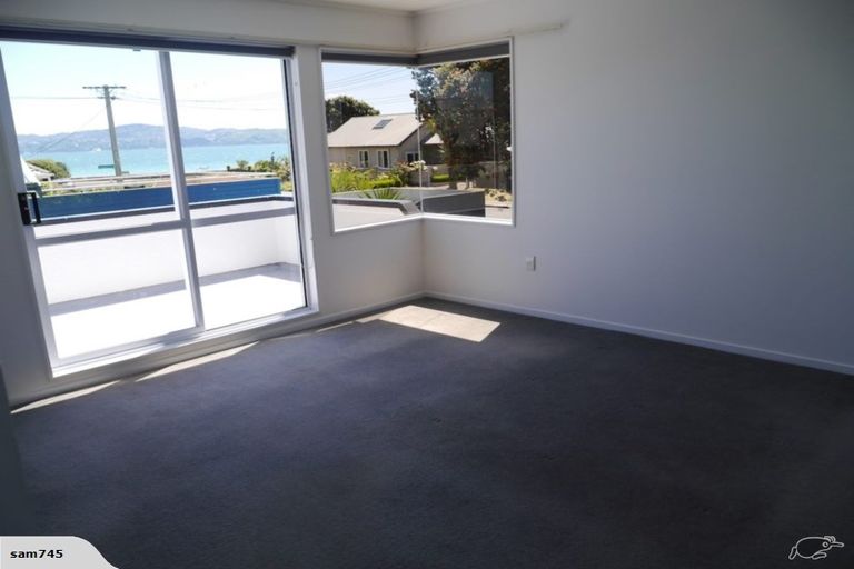 Photo of property in 19 Miro Street, Eastbourne, Lower Hutt, 5013
