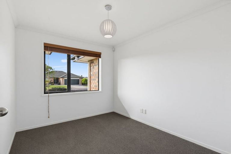 Photo of property in 46 Riverside Drive, Waiuku, 2123