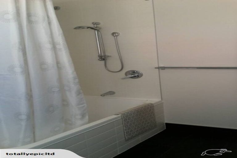 Photo of property in 521 Marine Parade, South New Brighton, Christchurch, 8062