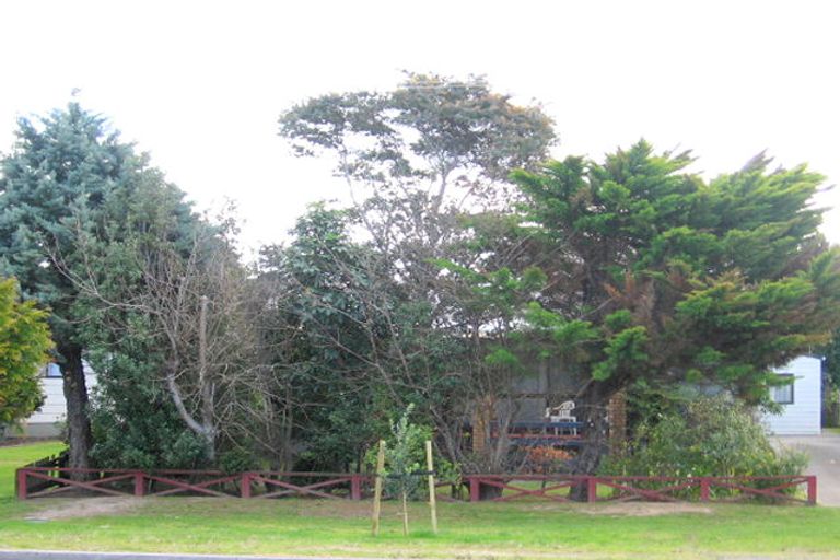 Photo of property in 321 Port Road, Whangamata, 3620