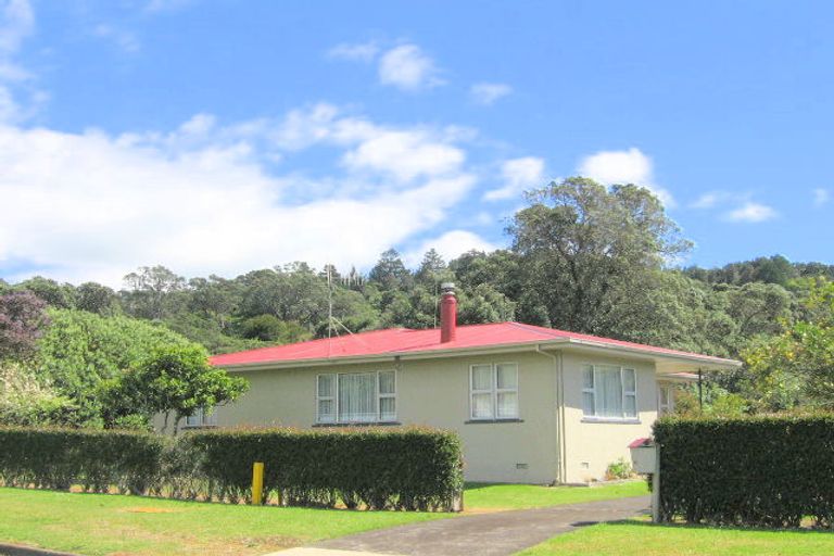 Photo of property in 52 Ocean View Road, Waihi Beach, 3611