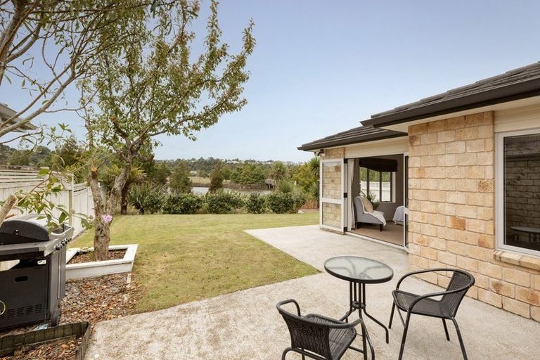 Photo of property in 39 Scoria Close, Pyes Pa, Tauranga, 3112