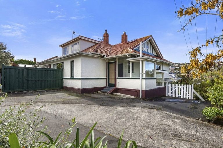 Photo of property in 217 Musselburgh Rise, Andersons Bay, Dunedin, 9013