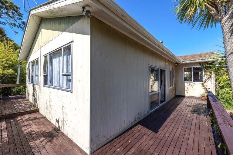 Photo of property in 18 Manuka Road, Oneroa, Waiheke Island, 1081