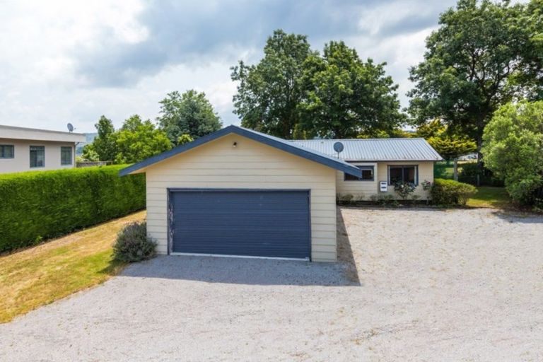 Photo of property in 4 Yasmin Lane, Kinloch, Taupo, 3377