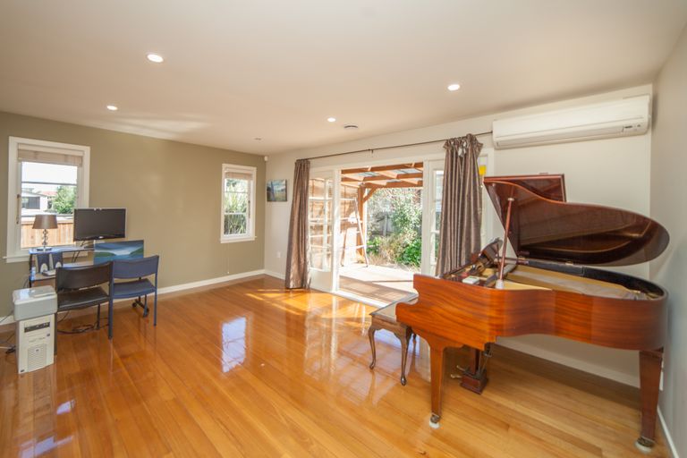 Photo of property in 29 Richards Avenue, Papanui, Christchurch, 8053