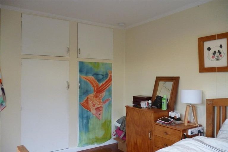 Photo of property in 9 Blake Street, New Brighton, Christchurch, 8061