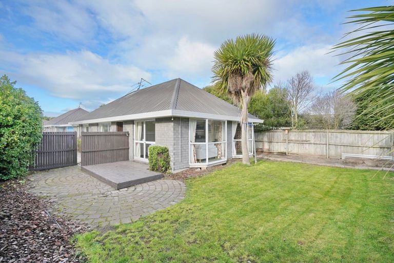 Photo of property in 2/288 Pine Avenue, South New Brighton, Christchurch, 8062