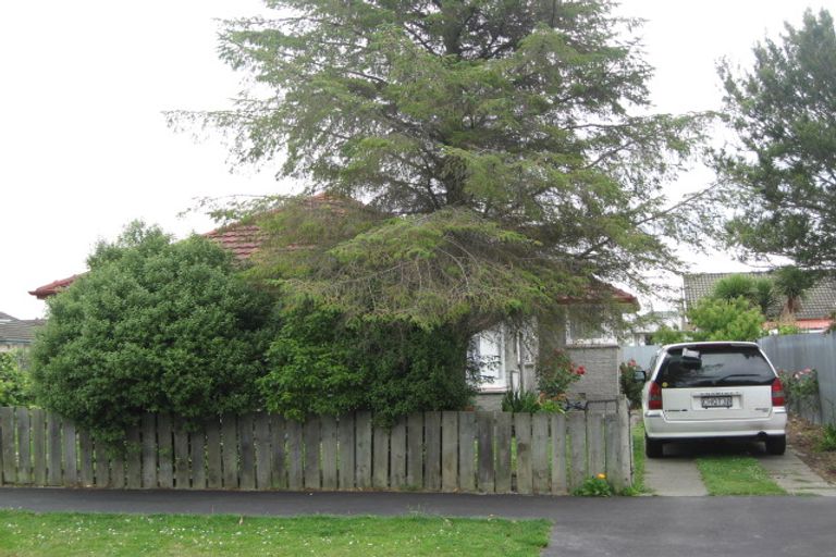 Photo of property in 3 Haslam Crescent, Hoon Hay, Christchurch, 8025