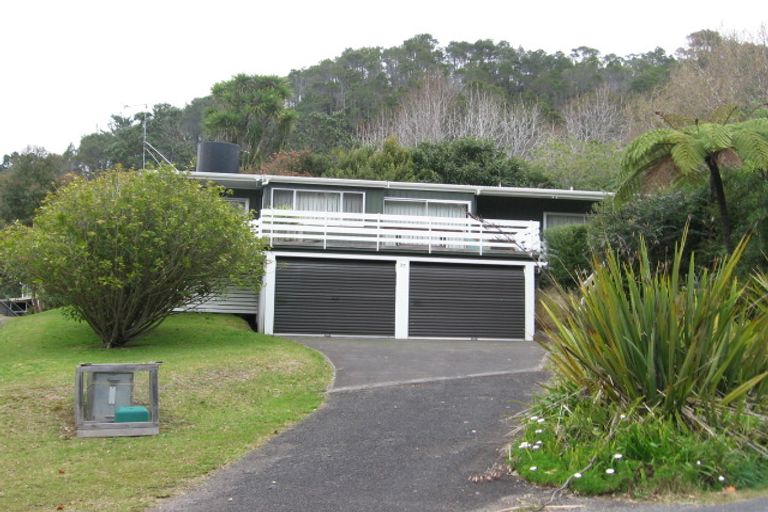 Photo of property in 37 Grange Road, Hahei, Whitianga, 3591