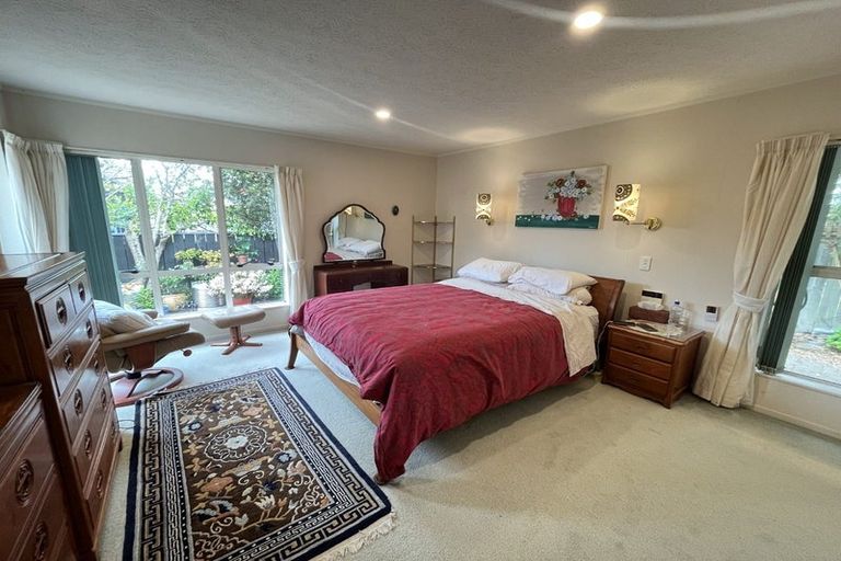 Photo of property in 9 Mariners Way, Whitby, Porirua, 5024