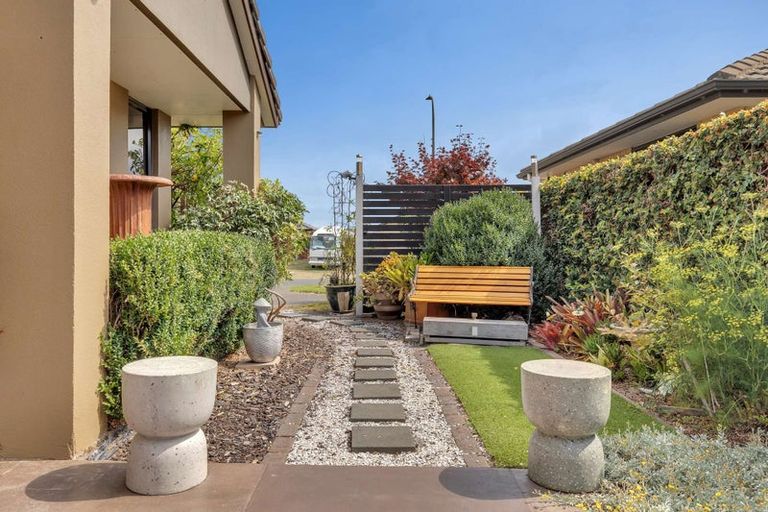 Photo of property in 45 Gibson Place, Papamoa Beach, Papamoa, 3118