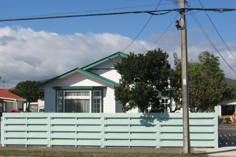Photo of property in 56 Cuba Street, Petone, Lower Hutt, 5012