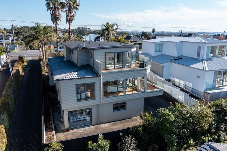 Photo of property in 41 Aberdeen Road, Castor Bay, Auckland, 0620