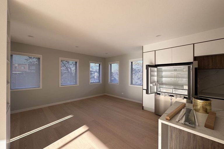 Photo of property in 43b The Avenue, Albany, Auckland, 0632