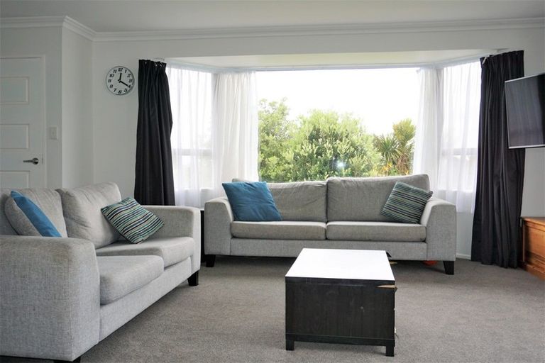 Photo of property in 197 Takapu Road, Manakau, Levin, 5573