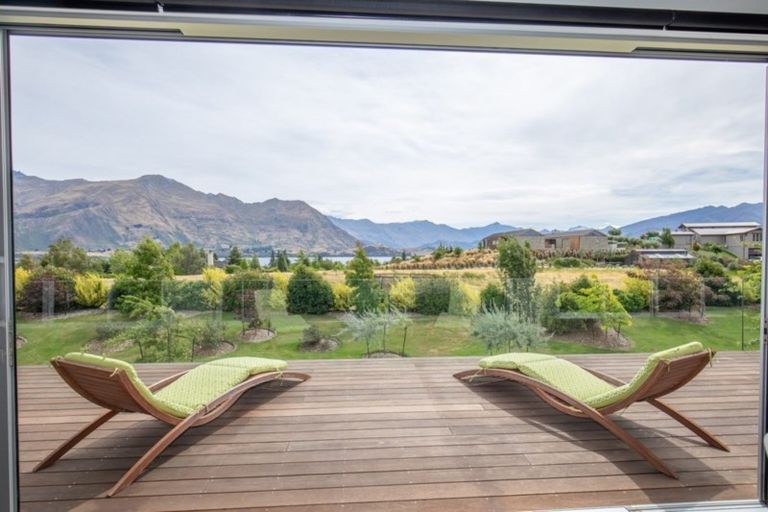 Photo of property in 27 Ridgecrest, Wanaka, 9305