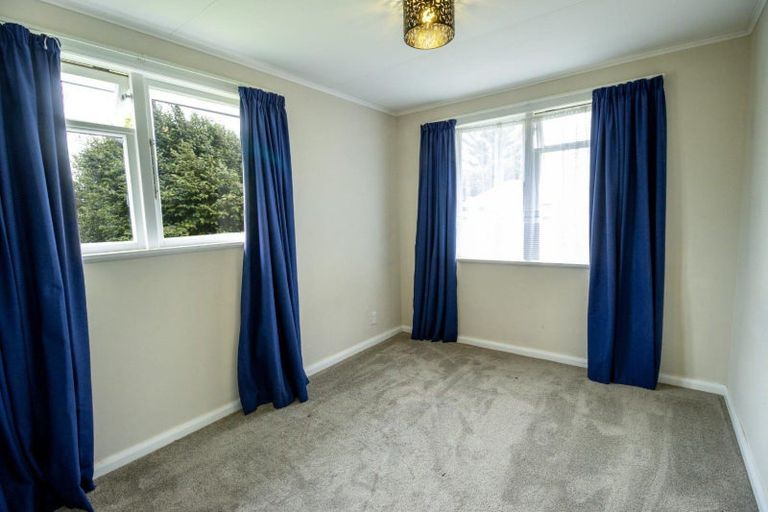 Photo of property in 33 Galway Avenue, Hokowhitu, Palmerston North, 4410