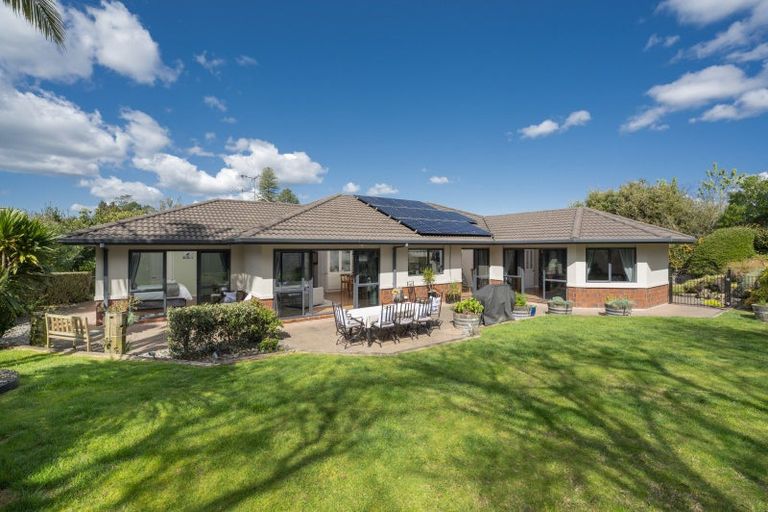 Photo of property in 61 Contour Avenue, Pyes Pa, Tauranga, 3112