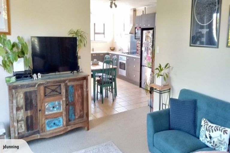 Photo of property in 24 Chester Street, Taradale, Napier, 4112