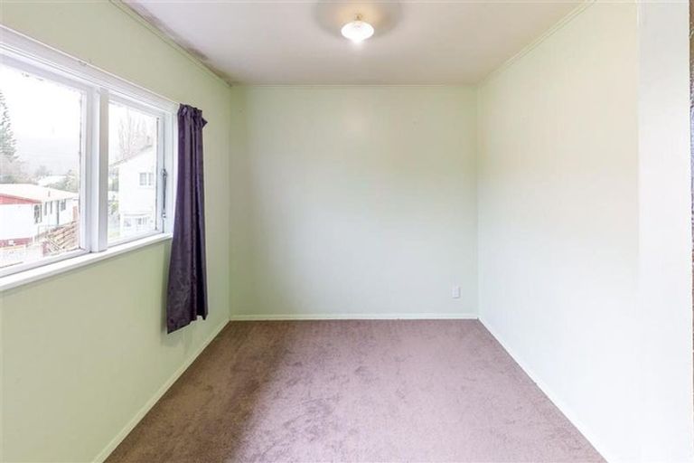 Photo of property in 1/18 Eldon Grove, Taita, Lower Hutt, 5019