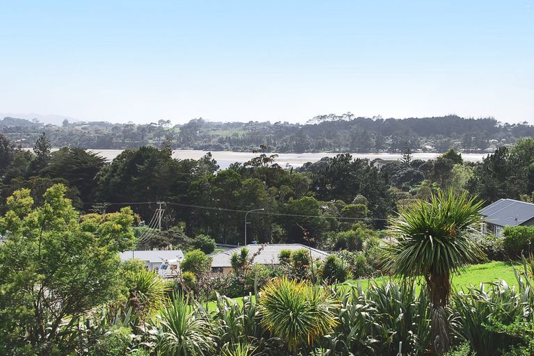Photo of property in 5 Daphne Place, Mangawhai, 0505