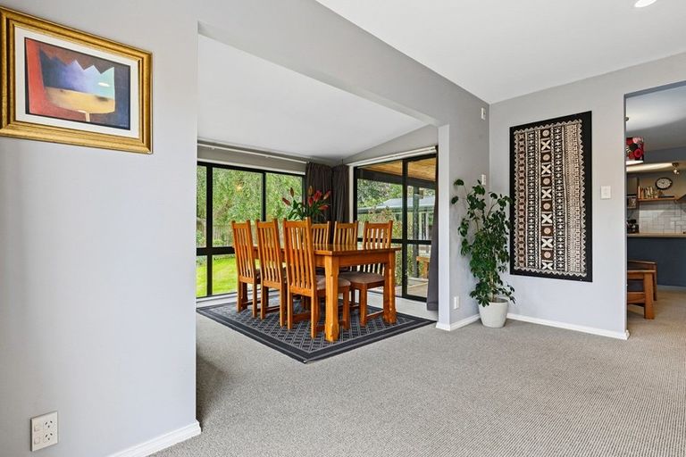 Photo of property in 77 Kings Avenue, Waikuku Beach, 7402