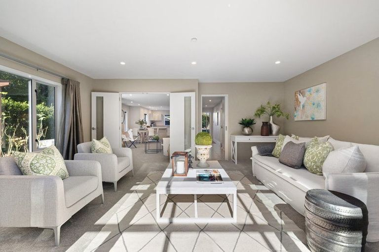 Photo of property in 165 Blighs Road, Strowan, Christchurch, 8052