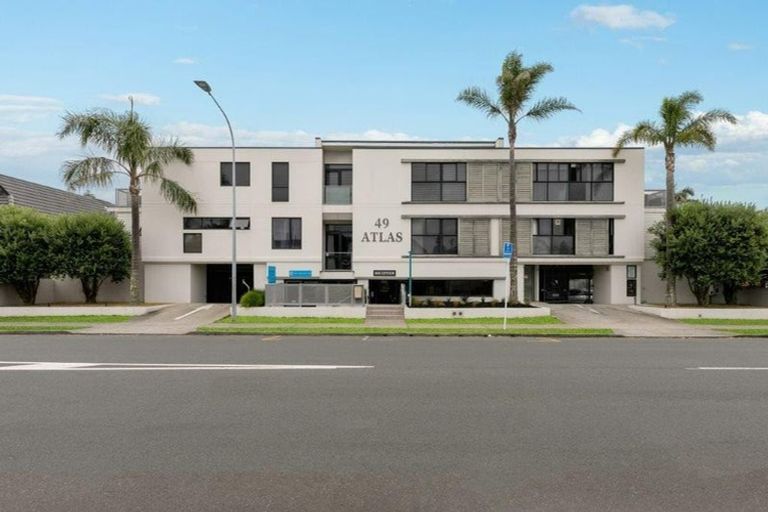 Photo of property in Atlas Apartments, 34/49 Maunganui Road, Mount Maunganui, 3116