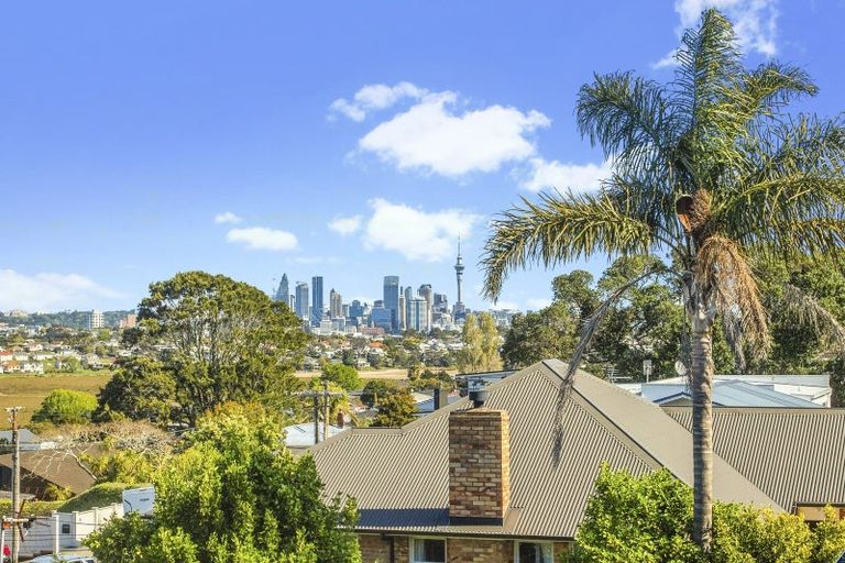 Photo of property in 5b Northboro Road, Hauraki, Auckland, 0622